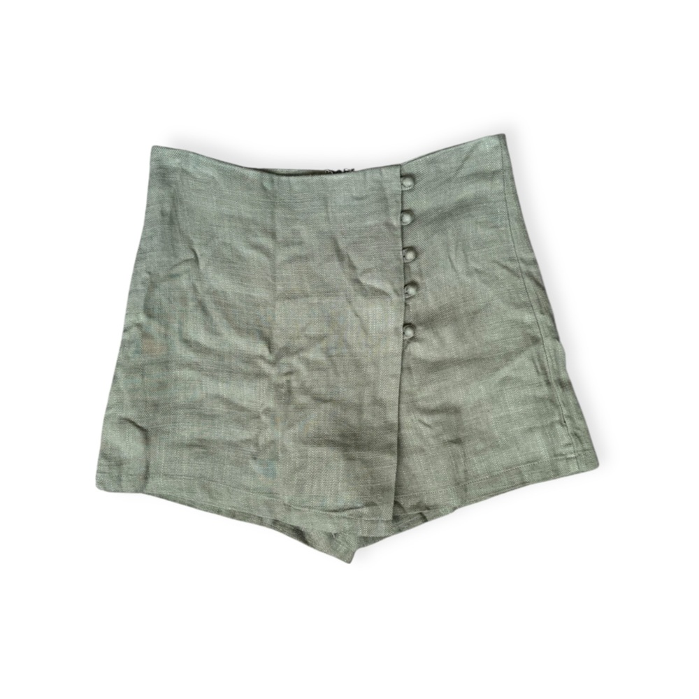Love riche shorts skort olive green small